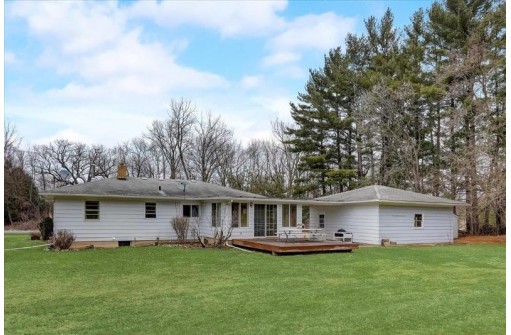 4739 Meadowview Rd, Madison, WI 53711