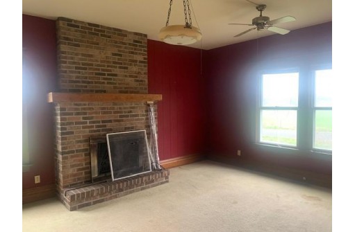 16016 W Dorner Rd, Brodhead, WI 53520