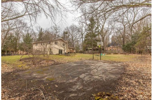 4702 Deerpath Rd, Middleton, WI 53562