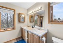 1 Sturbridge Cir, Madison, WI 53717