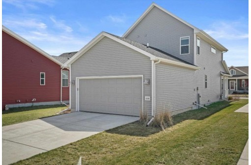 6106 Dominion Dr, Madison, WI 53718