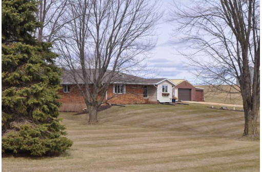 10960 Straubhaar Rd, Blue Mounds, WI 53517