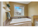 831 Eddington Dr, Sun Prairie, WI 53590