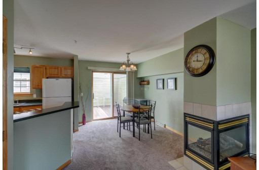 2011 Mckenna Blvd, Madison, WI 53711