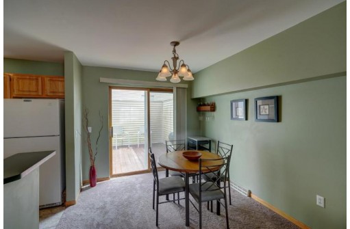 2011 Mckenna Blvd, Madison, WI 53711