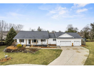 801 Bergen Ct Stoughton, WI 53589