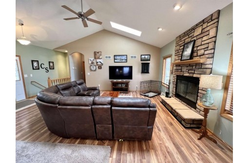 N6415 Psalms Way, Albany, WI 53502