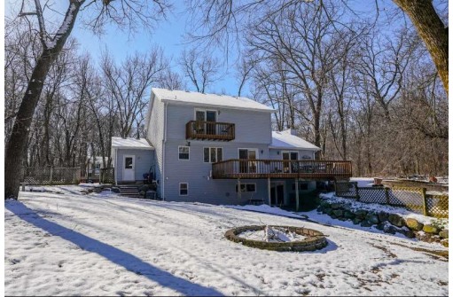 3806 Grouse Haven Rd, Oregon, WI 53575