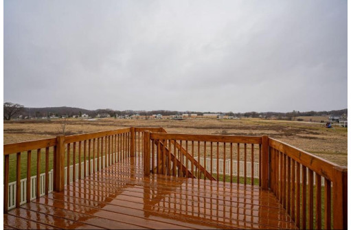 3011 Shady Cir, Cross Plains, WI 53528