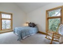 5846 Persimmon Dr, Fitchburg, WI 53711