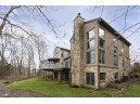 5846 Persimmon Dr, Fitchburg, WI 53711