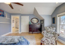 2910 Oakridge Ave, Madison, WI 53704