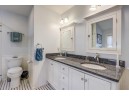 2910 Oakridge Ave, Madison, WI 53704