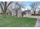 7853 E Oakbridge Way 2-B, Madison, WI 53717