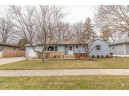 462 N Bristol St, Sun Prairie, WI 53590-1426