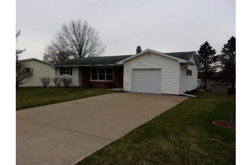 170 Maple Dr, Platteville, WI 53818-0000