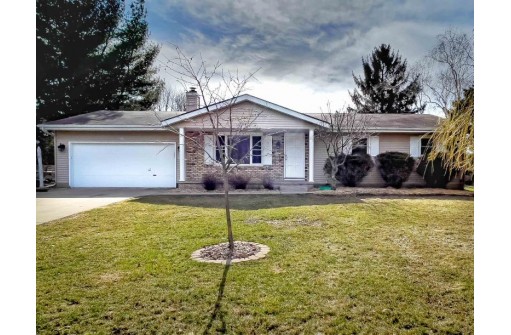 735 Derby Dr, Sun Prairie, WI 53590