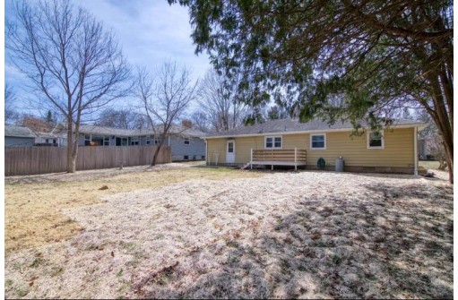 1714 Manley St, Madison, WI 53704