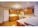 624 Malvern Hill Dr, Madison, WI 53718