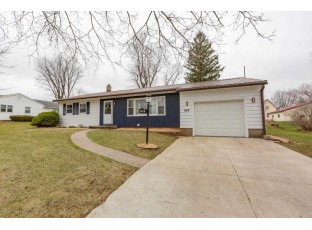 529 S Van Buren St Lancaster, WI 53813