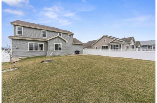 379 Scott Tr, Sun Prairie, WI 53590