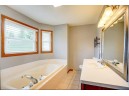 511 Meadow View Ln, DeForest, WI 53532