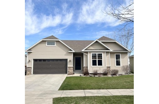 2674 Sweet Sparrow Pl, Sun Prairie, WI 53590