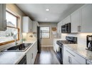 5320 Oak Crest Pl, Madison, WI 53705