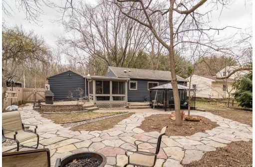 3509 Harper Rd, Madison, WI 53704