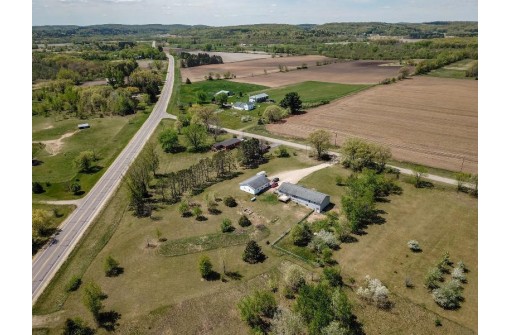 N5838 Davies Rd, New Lisbon, WI 53950