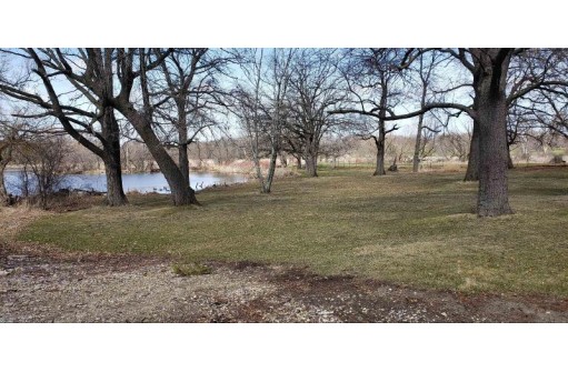 N8283 Mckinley Beach Rd, Beaver Dam, WI 53916