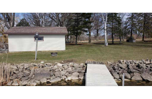 N8283 Mckinley Beach Rd, Beaver Dam, WI 53916