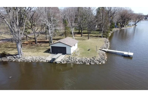 N8283 Mckinley Beach Rd, Beaver Dam, WI 53916