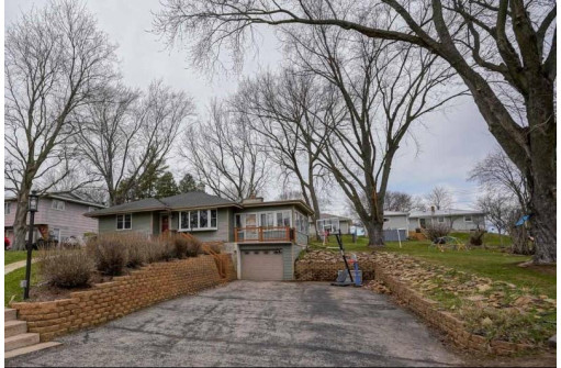 728 Yahara St, DeForest, WI 53532