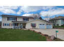 1819 Oakview Dr, Stoughton, WI 53589