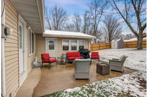 443 W Elm St, Sun Prairie, WI 53590