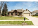 908 Hanksfield Pl, Prairie Du Sac, WI 53578