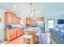 706 Prairie Ln, Mazomanie, WI 53560