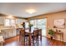 2918 Maple Grove Dr, Madison, WI 53719