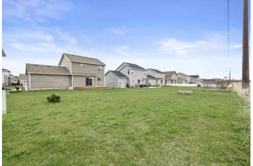 4723 Catalina Pky, McFarland, WI 53558