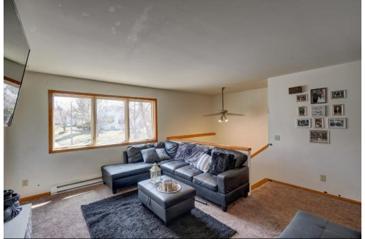 2952-2954 Turbot Dr, Madison, WI 53713