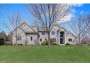 5654 Cobblestone Ln, Waunakee, WI 53597