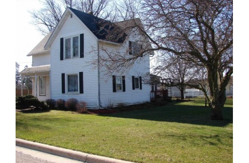 543 Washington St, Linden, WI 53553