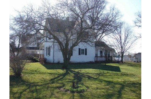 543 Washington St, Linden, WI 53553