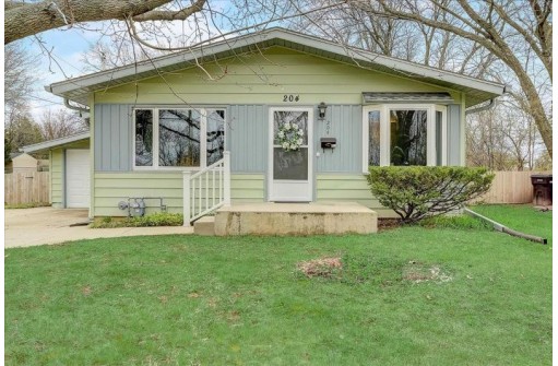 204 Edward St, Verona, WI 53593