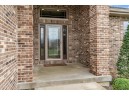 810 E Swiss Valley Dr, Janesville, WI 53545