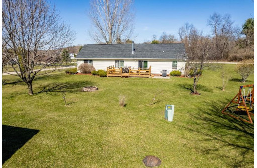 S5631 Glacier Dr, Baraboo, WI 53913