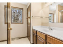 17 Park Crest Ct, Madison, WI 53711-6323