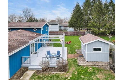 820 Rainbow Dr, Milton, WI 53563