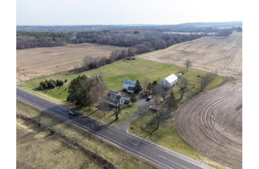 S4090 County Road A, Baraboo, WI 53913